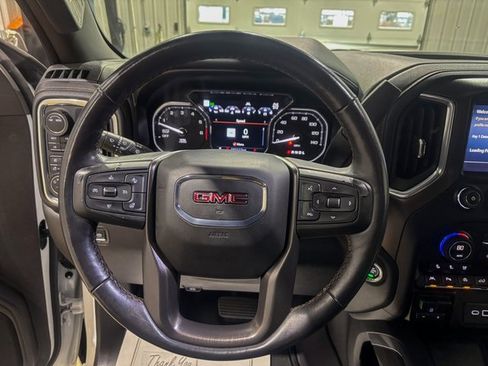 Used 2021 GMC Sierra 1500 AT4 w/ Technology Package image 19