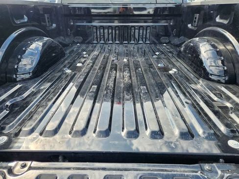 Used 2025 Ford F250 Platinum AWD/4WD image 35