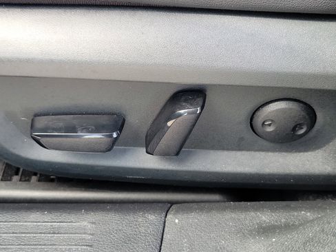 Used 2023 Nissan Rogue SL w/ SL Premium Package image 17