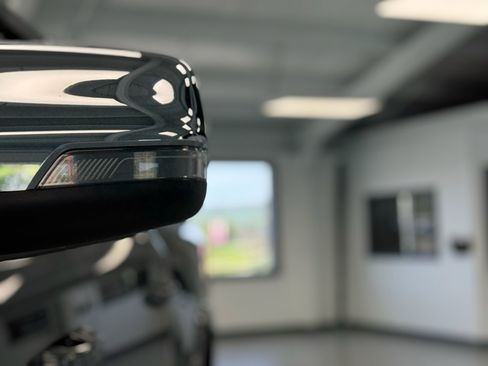 Used 2025 RAM 1500 Laramie AWD/4WD image 12