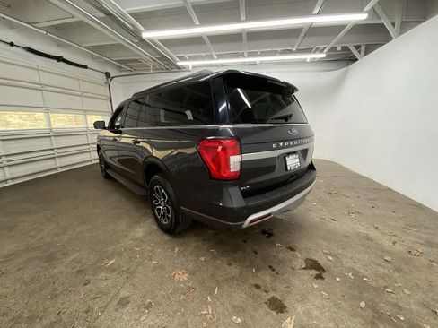 Used 2024 Ford Expedition Max XLT image 4