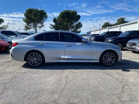 Used 2019 BMW 330i Sedan w/ Driving Assistance Package image 4
