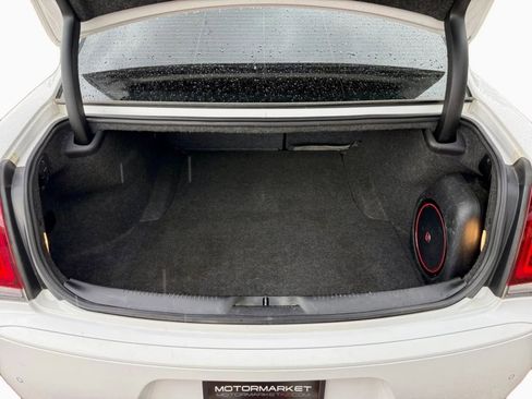 Used 2018 Chrysler 300 S w/ 300S Premium Group image 25