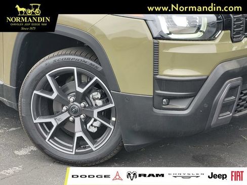 New 2026 Jeep Cherokee Overland AWD/4WD image 3
