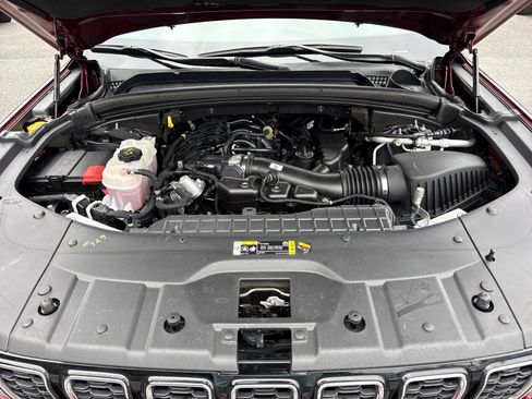 Used 2024 Jeep Grand Cherokee L Limited RWD image 38