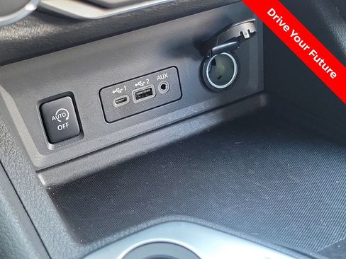 Certified 2025 Nissan Sentra SV FWD image 12