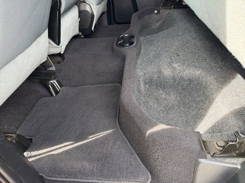 Used 2015 RAM 1500 Express image 34