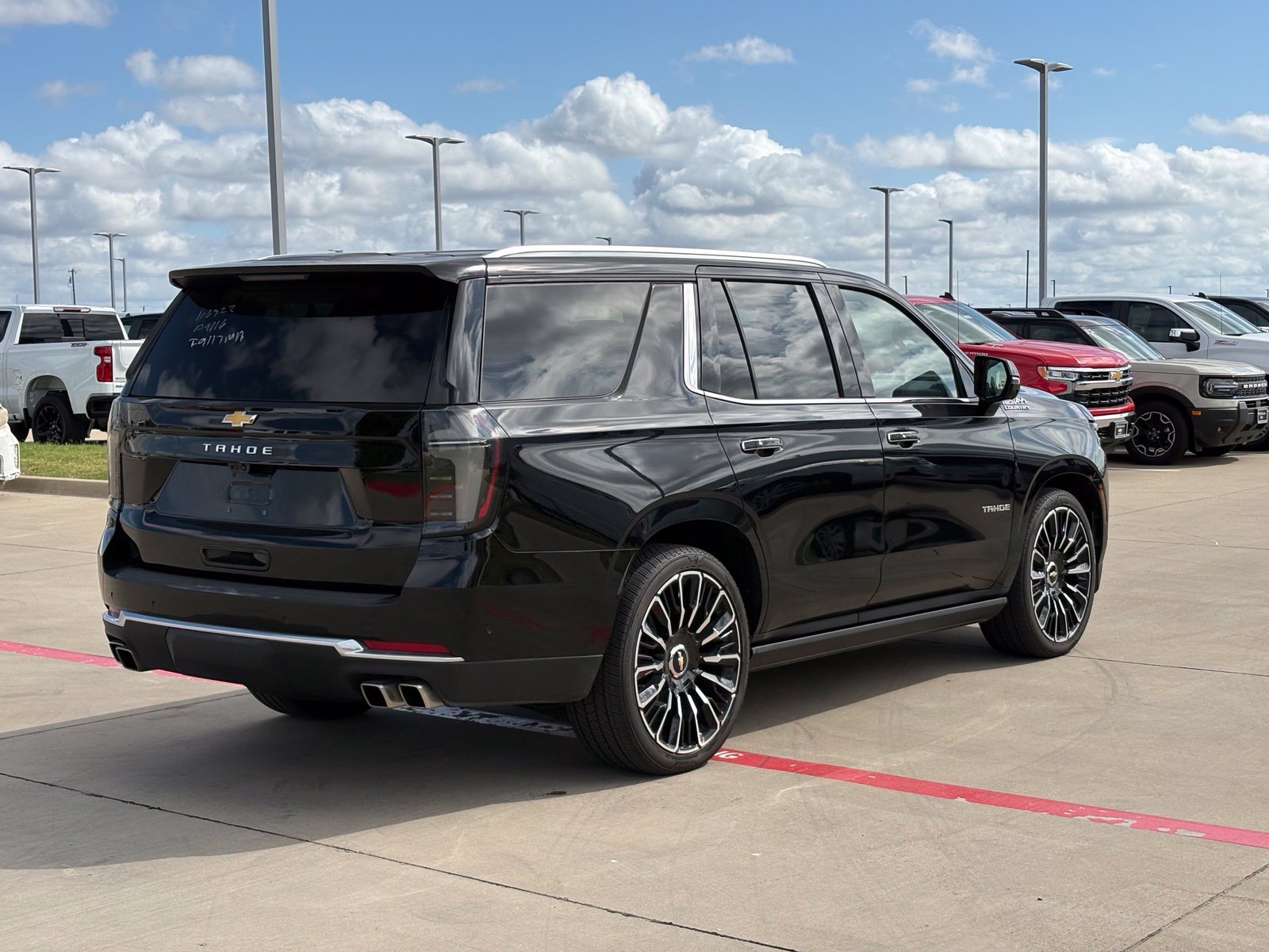 Certified 2026 Chevrolet Tahoe High Country AWD/4WD image 7