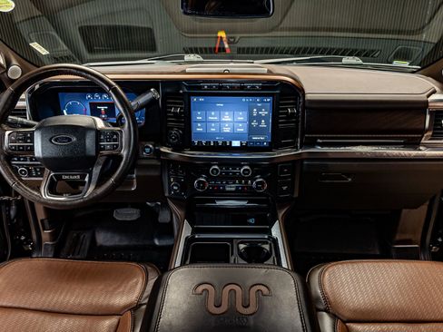 Used 2024 Ford F250 King Ranch w/ Chrome Package image 19