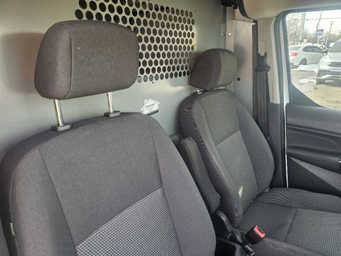 Used 2018 Ford Transit Connect XL image 42