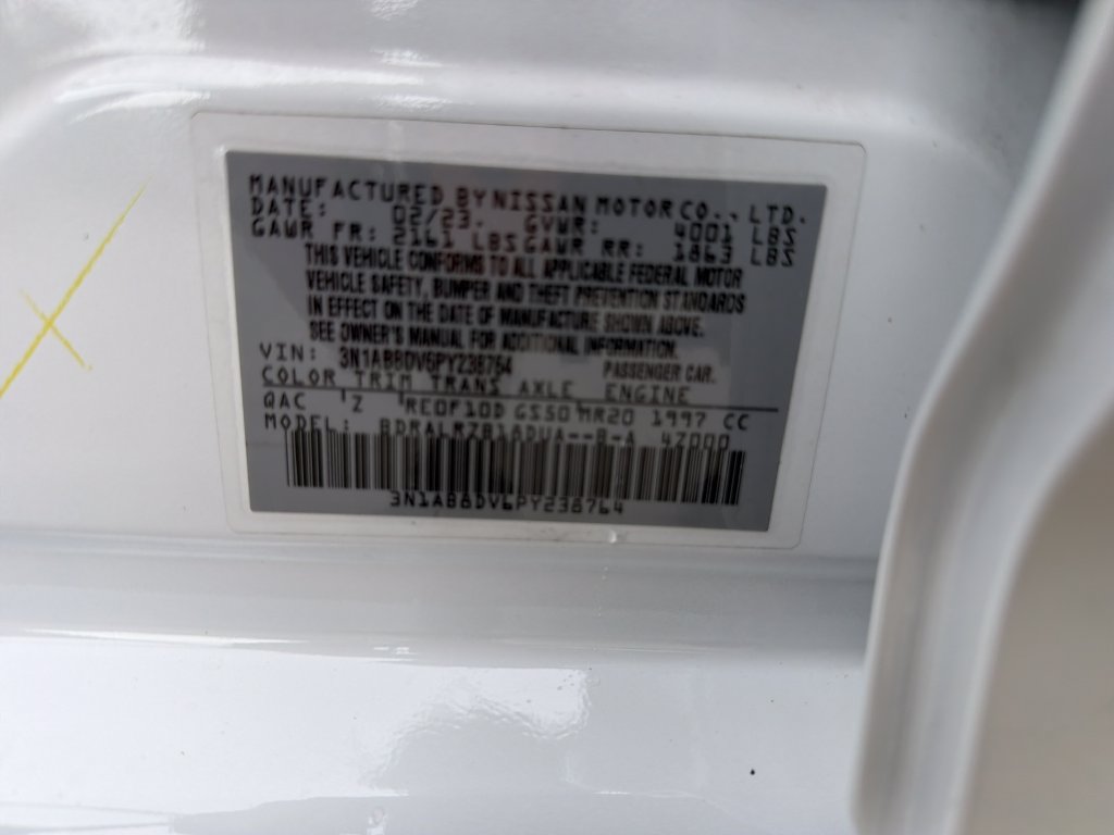 Used 2023 Nissan Sentra SR w/ Trunk Package FWD image 32