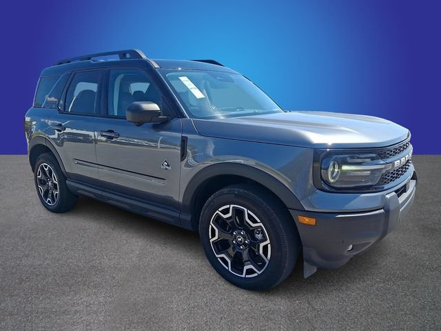 Used 2025 Ford Bronco Sport Outer Banks w/ Outer Banks Tech Package+ AWD/4WD image 3