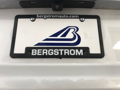 Used 2021 GMC Yukon XL Denali w/ LPO, Illumination Package image 26