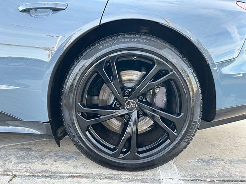 Used 2022 Audi e-tron GT Premium Plus image 17