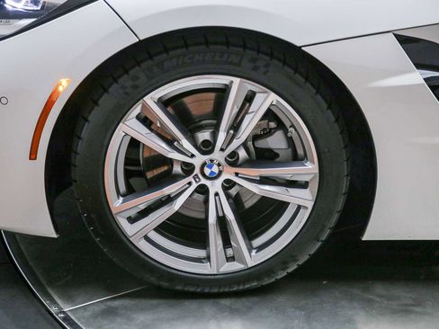 Used 2026 BMW Z4 sDrive30i RWD image 11