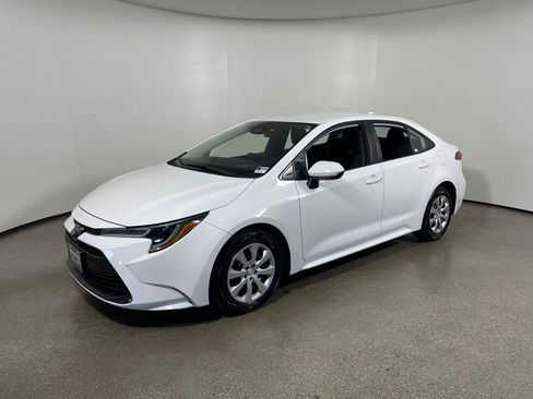 Certified 2024 Toyota Corolla LE FWD image 7