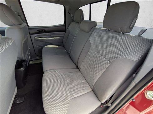 Used 2014 Toyota Tacoma 2WD Double Cab w/ Convenience Package image 18