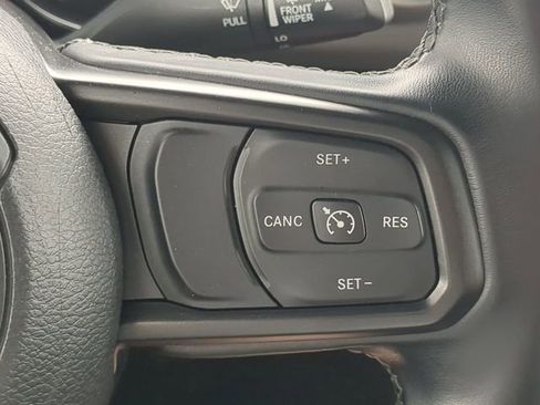 Used 2021 Jeep Wrangler Unlimited Sport image 24