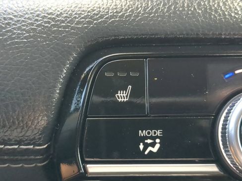 Used 2025 Honda Pilot EX-L image 23