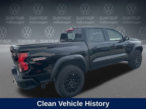 Used 2025 Chevrolet Colorado Trail Boss image 6