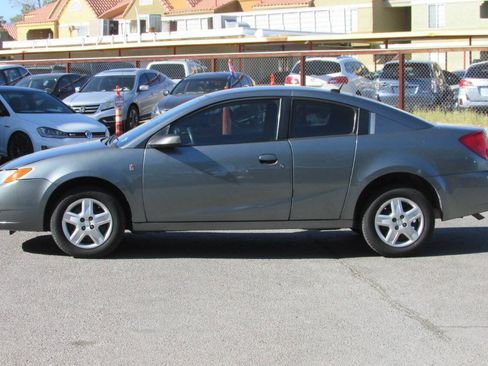 Used 2007 Saturn ION Level 2 w/ Preferred Pkg FWD image 3