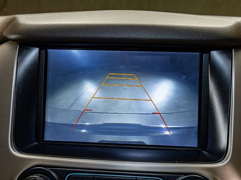 Used 2017 GMC Yukon Denali w/ Open Road Package AWD/4WD image 18