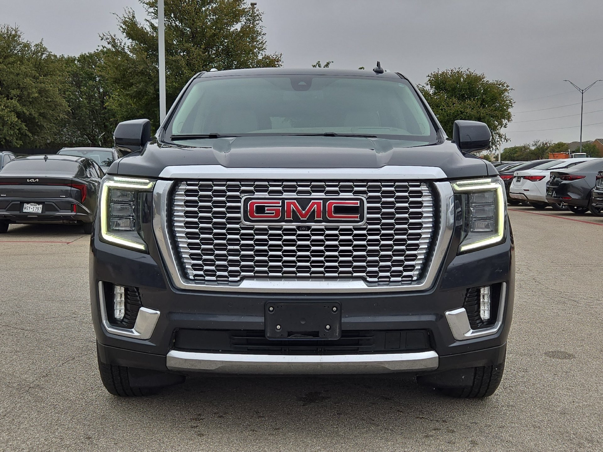 Used 2022 GMC Yukon Denali RWD image 10