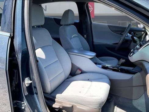 Used 2020 Chevrolet Malibu LT FWD image 29