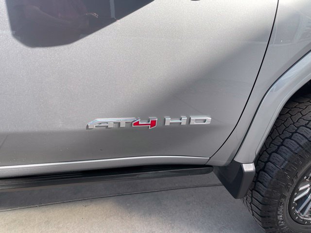 Used 2025 GMC Sierra 3500 AT4 w/ AT4 Premium Plus Package AWD/4WD image 21