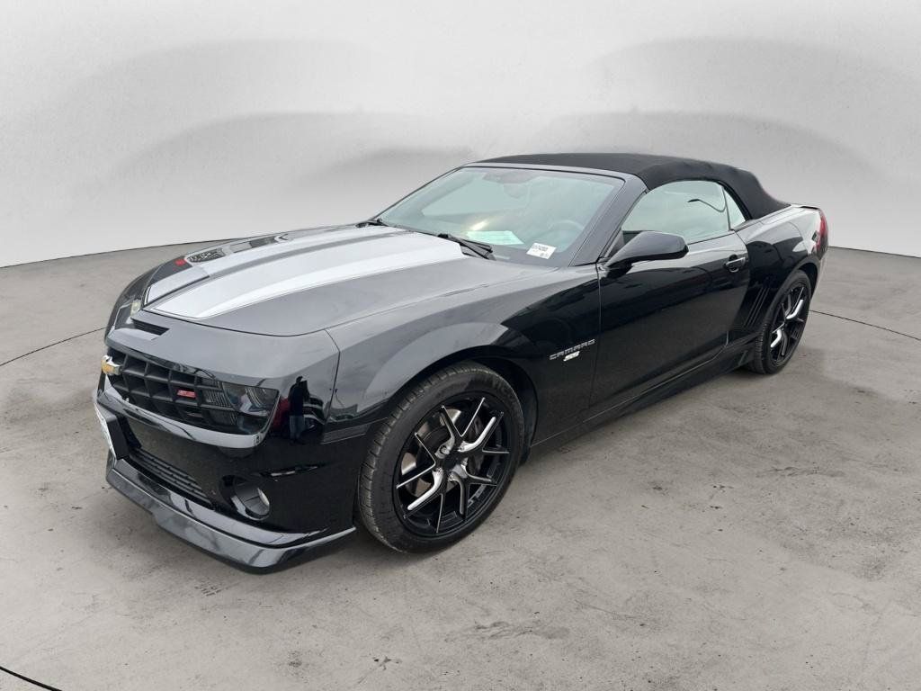 Used 2011 Chevrolet Camaro SS w/ LPO, Ground Effects Package RWD image 1