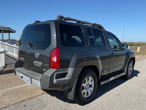 Used 2010 Nissan Xterra SE image 5