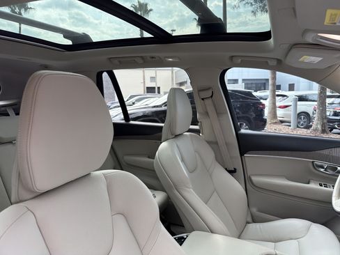 Used 2024 Volvo XC90 B5 Plus w/ Protection Package Premier AWD/4WD image 39