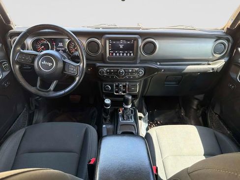 Used 2022 Jeep Gladiator Sport AWD/4WD image 14