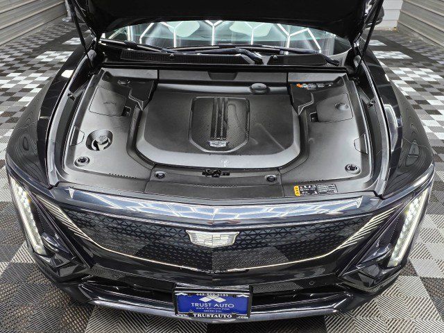 Used 2024 Cadillac Lyriq Sport w/ LPO, Floor Liner Package AWD/4WD image 43