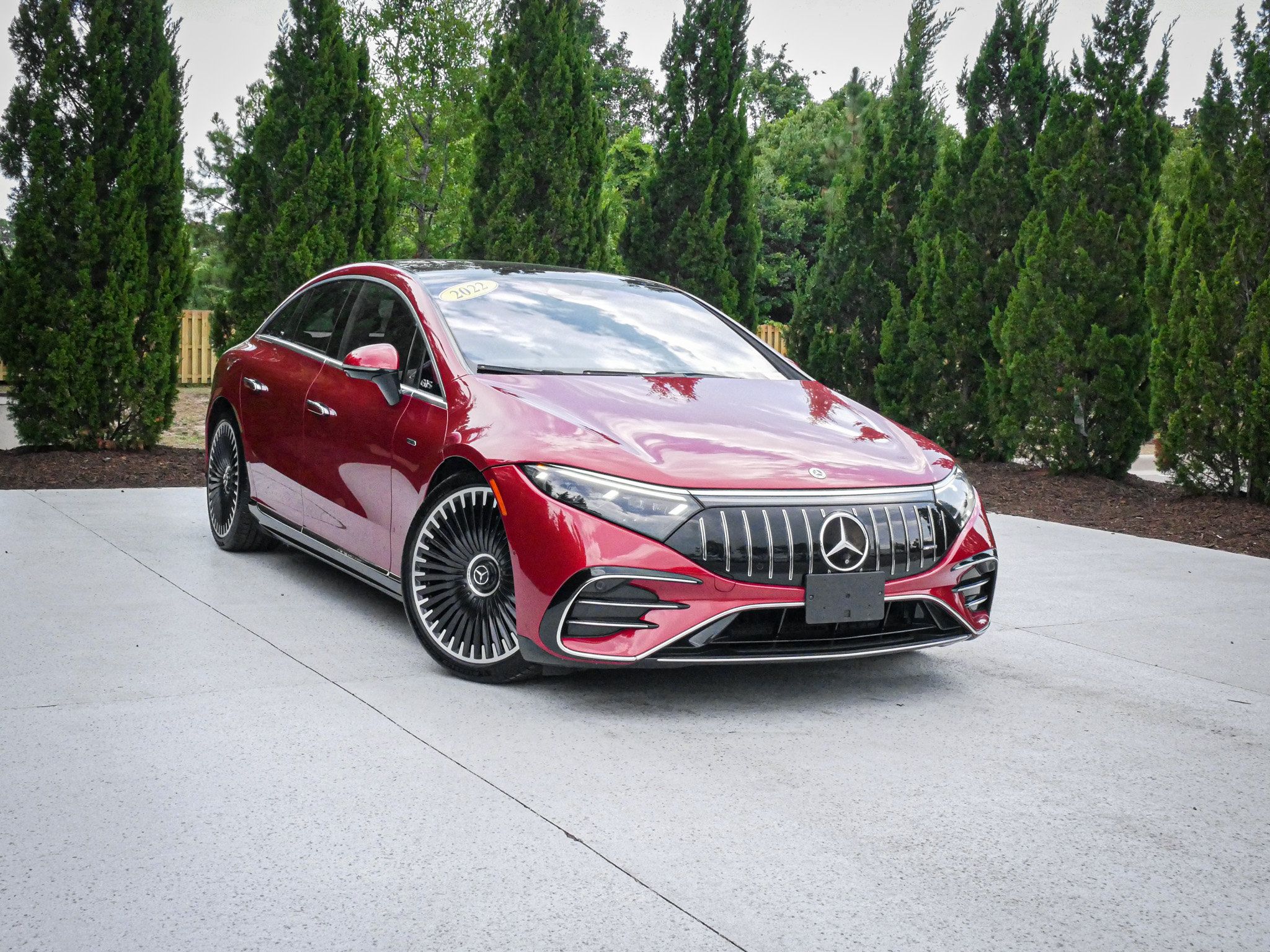 Used 2022 Mercedes-Benz EQS AMG 4MATIC image 2