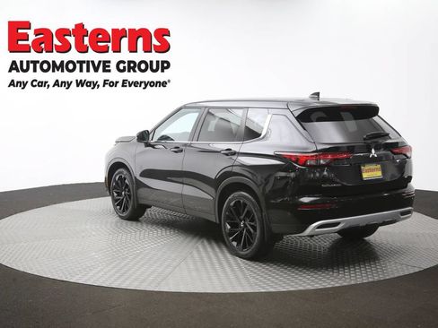 Used 2024 Mitsubishi Outlander SE AWD/4WD image 64