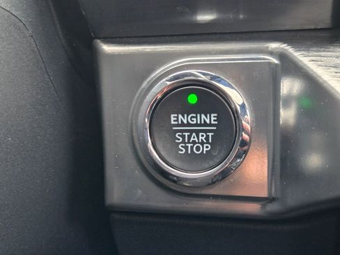 Used 2023 Ford F150 Lariat w/ Equipment Group 502A High image 8