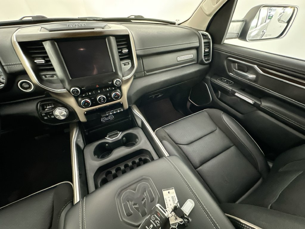 Used 2022 RAM 1500 Laramie AWD/4WD image 11