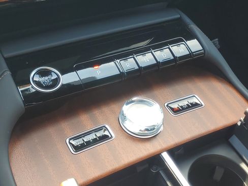 New 2026 Lincoln Navigator L Black Label AWD/4WD image 25