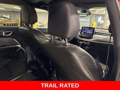 Used 2023 Jeep Compass Latitude w/ Convenience Group AWD/4WD image 21