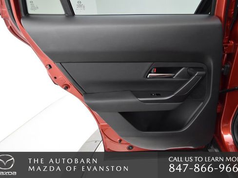 Certified 2025 MAZDA CX-50 2.5 Hybrid w/ Premium Plus Pkg image 34