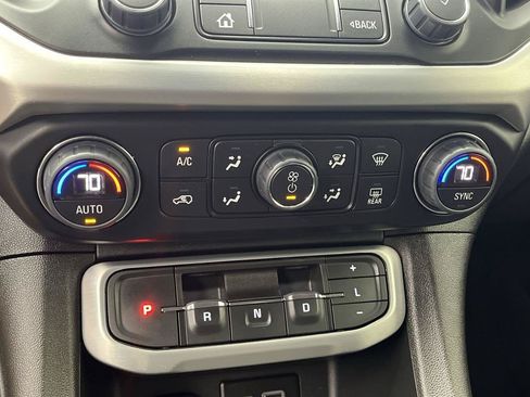 Certified 2023 GMC Acadia SLE w/ Driver Convenience Package AWD/4WD image 27