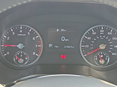 Used 2020 Kia Telluride LX FWD image 14