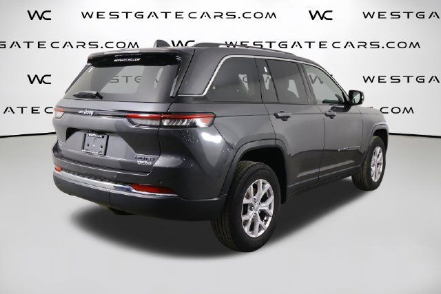 Used 2022 Jeep Grand Cherokee Limited AWD/4WD image 46