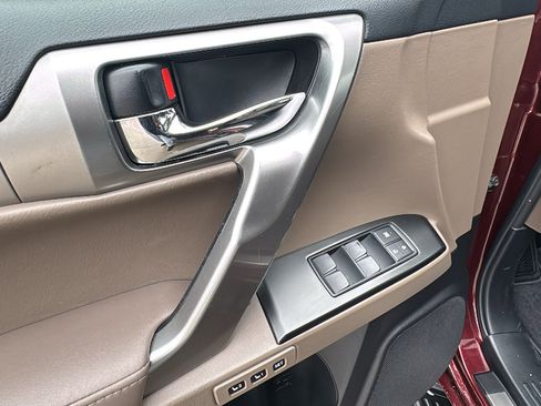 Used 2022 Lexus GX 460 Premium image 13