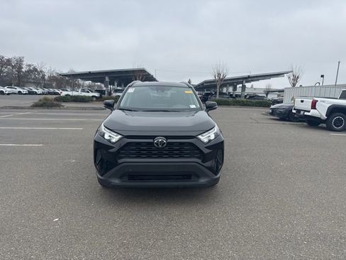 Used 2024 Toyota RAV4 XLE image 2