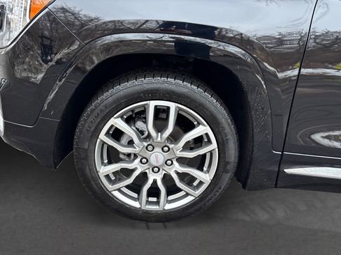 Used 2024 GMC Terrain Denali image 12