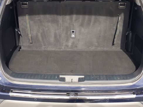 Certified 2022 Toyota Highlander Platinum image 33