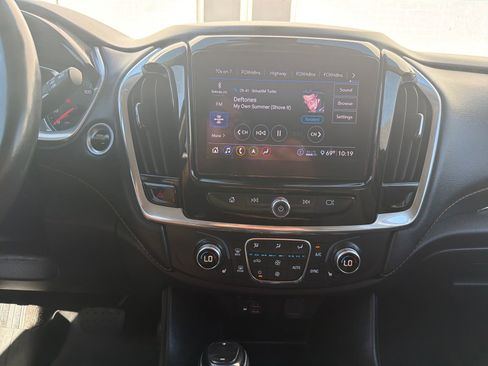 Used 2020 Chevrolet Traverse RS w/ LPO, Floor Liner Package AWD/4WD image 26