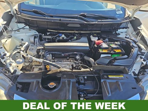 Used 2018 Nissan Rogue SV image 31